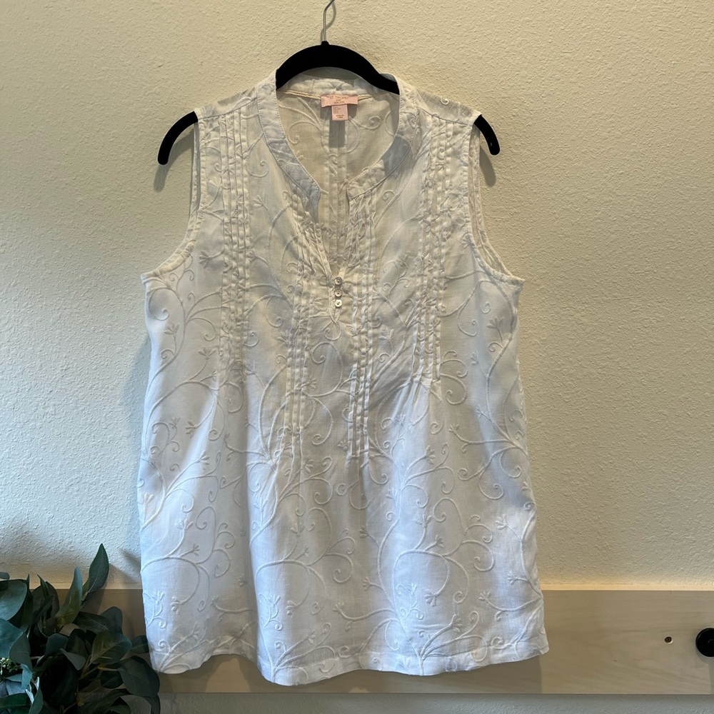 St. Tropez embroidered linen sleeveless top L GUC